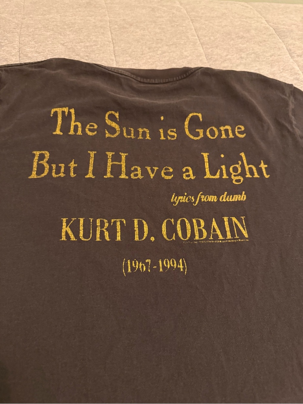 Nirvana Kurt Cobain Graphic Short Sleeve Tee with Gold Print - Picture 3 of 4